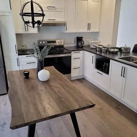 Free Parking, Beautiful 4 1/2- 2 Bedroom Apartment Montreal Exteriér fotografie