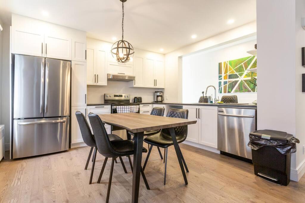 Free Parking, Beautiful 4 1/2- 2 Bedroom Apartment Montreal Exteriér fotografie