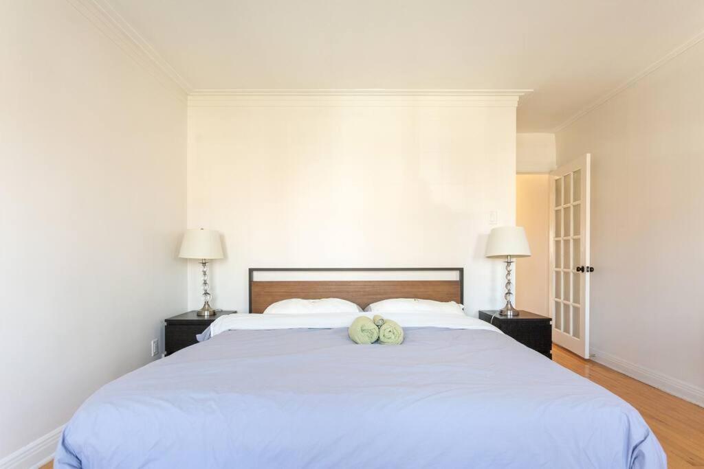 Free Parking, Beautiful 4 1/2- 2 Bedroom Apartment Montreal Exteriér fotografie