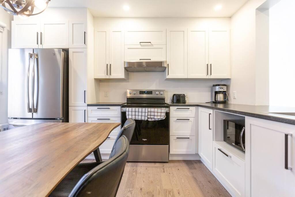 Free Parking, Beautiful 4 1/2- 2 Bedroom Apartment Montreal Exteriér fotografie